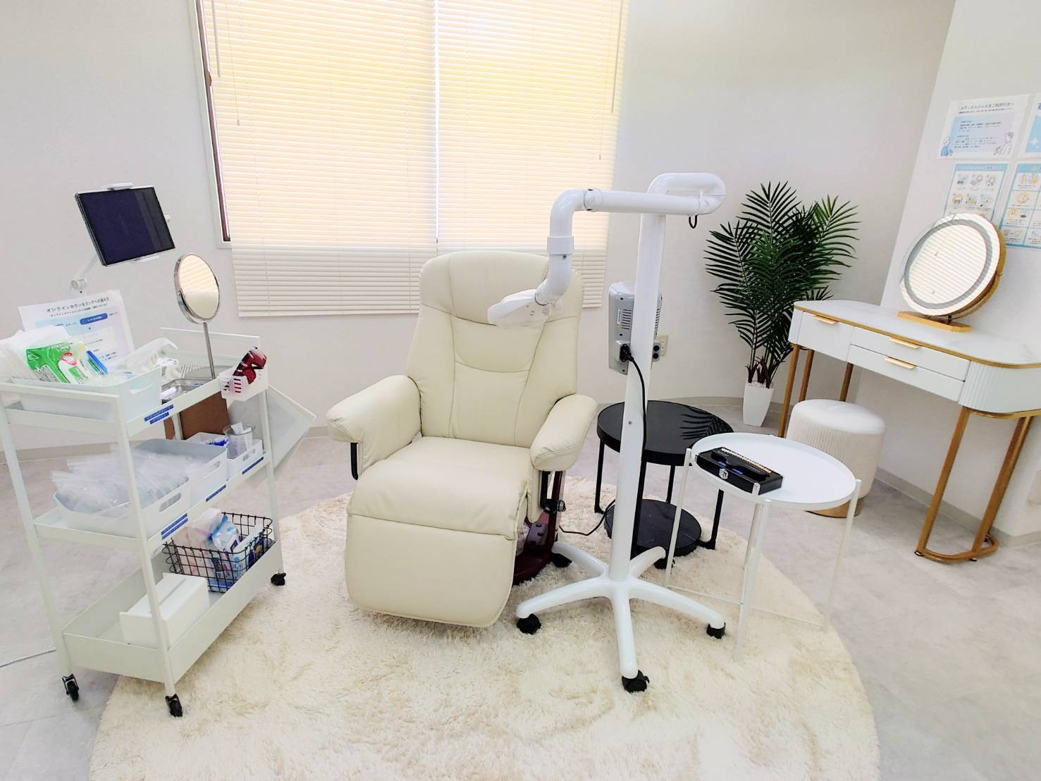 HakuaLead リキッドファンデーション 2本+ホワイトニング1本セット